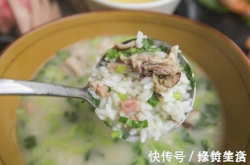 小郝|父母眼中的营养汤变成“毒汤”,想让孩子发育正常,就要及时停止