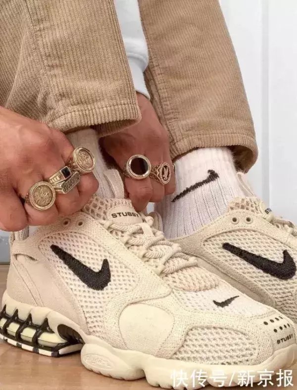 摩登日记｜“黑马”回归，扎染球鞋是你的年度新宠吗？