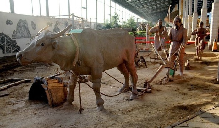 绿林好汉@两斤牛肉一壶酒,是水浒骗人还是另有隐情揭秘古代吃牛肉实情!