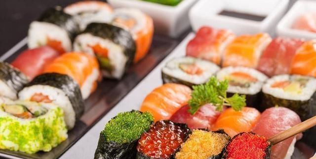 法国人有鹅肝,美国人有牛排,日本人有寿司,中国人默默端出它