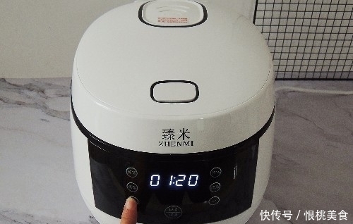 女人气血差要常喝一碗粥,食材普通,做法简单,补血养颜不发胖