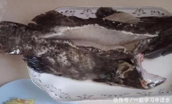 保留了鱼肉鲜美味道的家常吃法,清蒸鱼,简单易学!