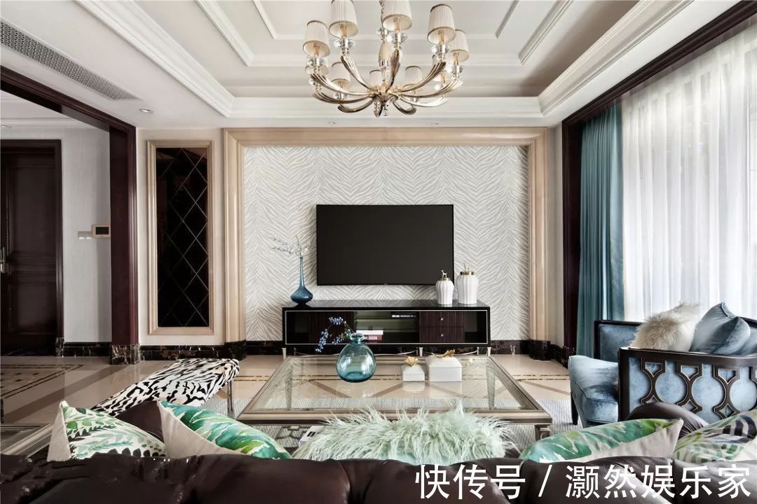 装修|电视背景墙的26种装修方式，从此不止电视+装饰柜！