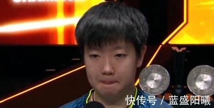 冠军|女单冠军孙颖莎回国,身边竟然无教练陪伴,英雄会被放养吗!