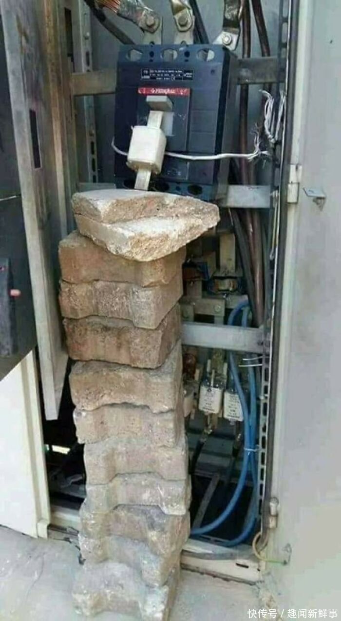 艺高人胆大|盘点20位艺高人胆大的人,这事只能中午干,不然全村去你家吃饭