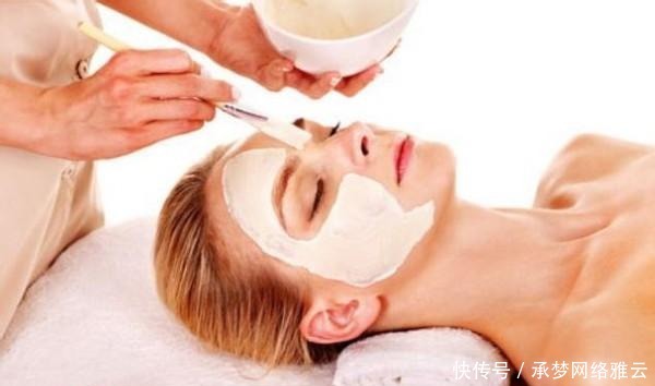 早上和晚上敷面膜,区别可大了!很多人都乱敷,难怪没什么效果