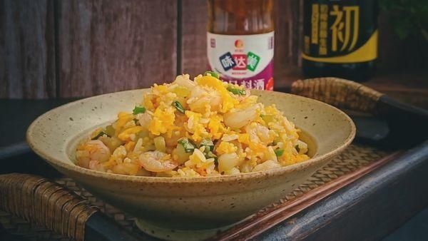 虾仁|人气家常下饭菜虾仁炒饭，一秒征服家人的胃