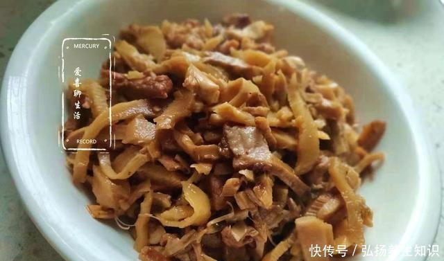 新年里,这菜一定要吃点,清香脆嫩又低脂,通肠道防便秘解腻开胃!