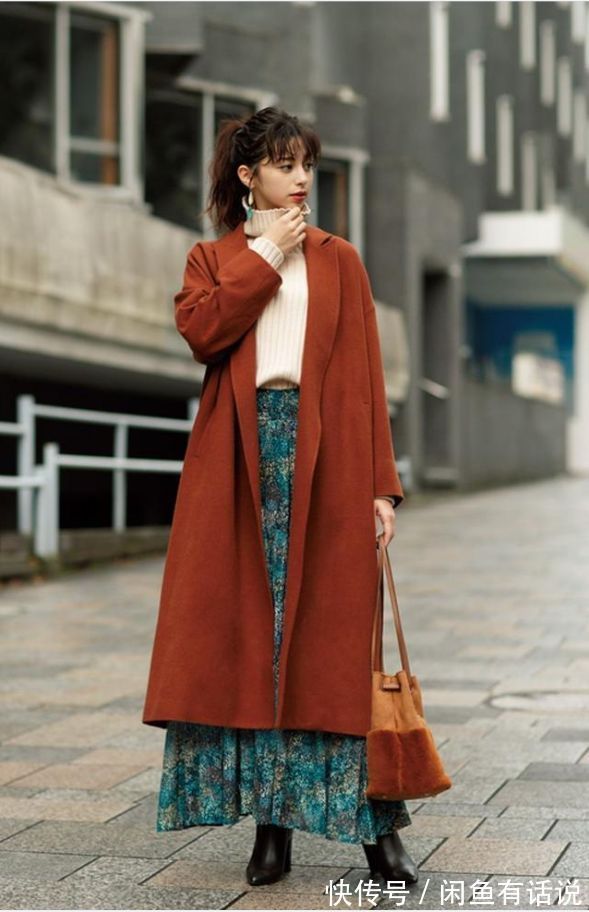脚踝|秋冬穿裙子别露脚踝了,这3种“养生搭”也时髦,配大衣好显气质