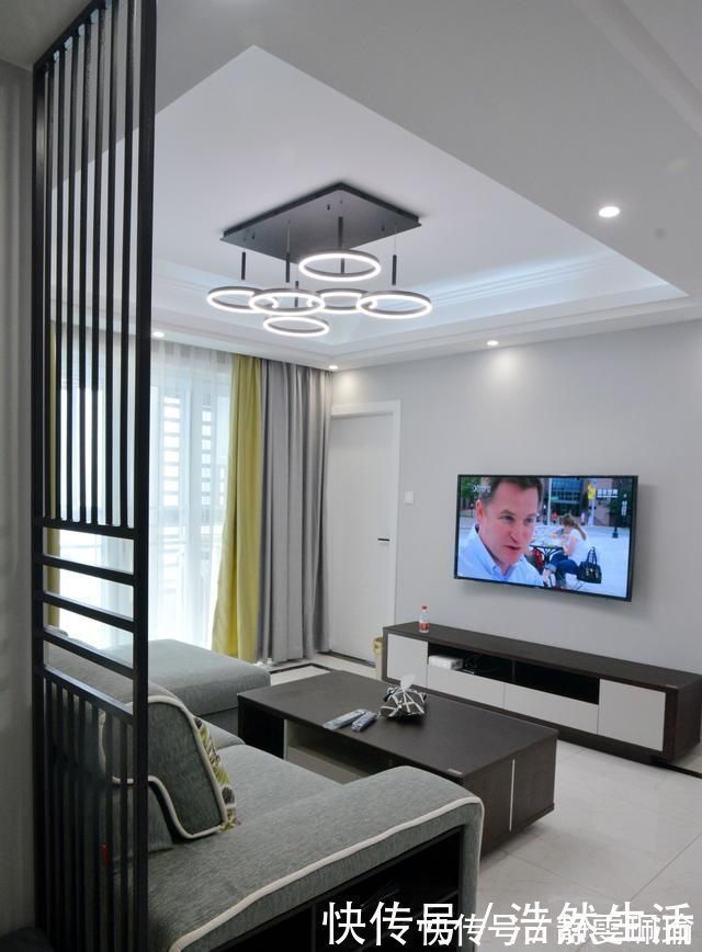 内嵌|新房打扫干净收尾中，还没入住就很漂亮了电视墙尤其抢眼晒晒