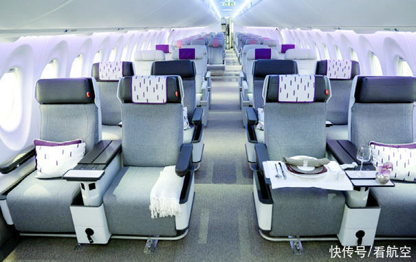 空客 空客展示新型A220全尺寸客舱模型