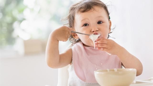 水果|宝宝不满3岁 这些常见的水果最好不要给他吃 坏处太多