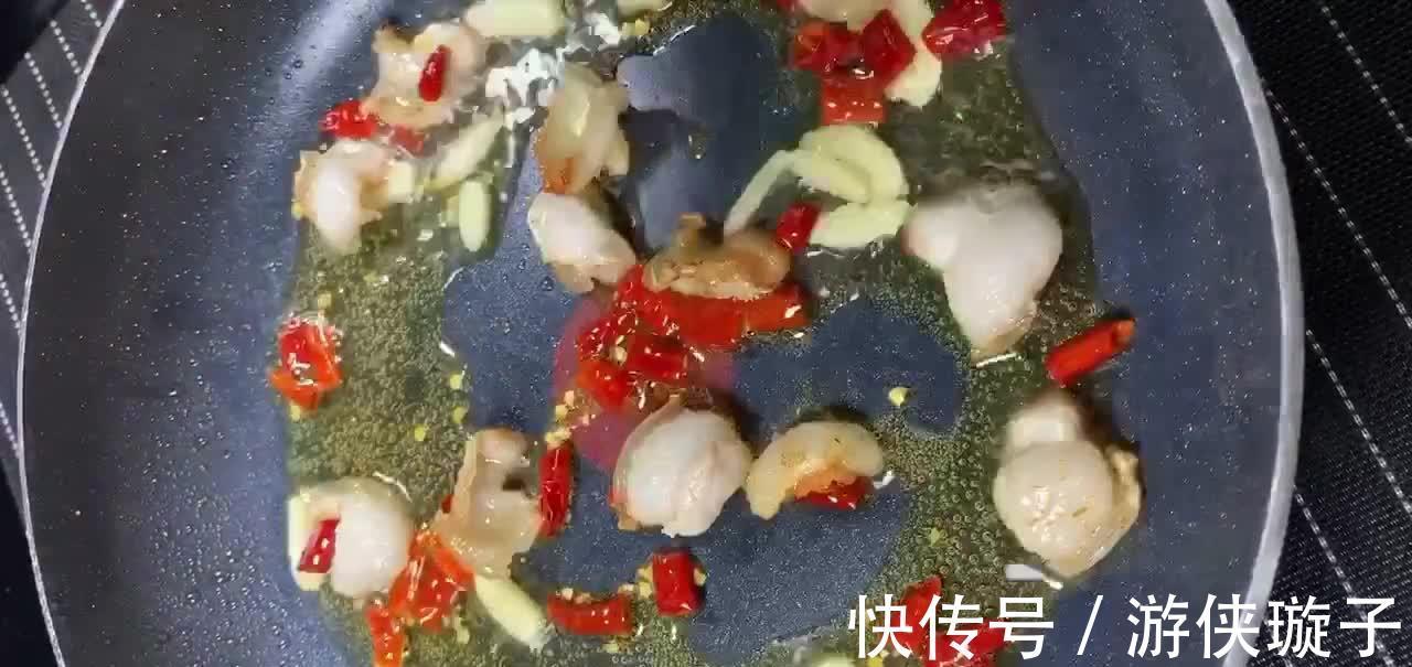 手撕包菜的做法,酸辣开胃香甜脆爽,物美价廉1盘不超过5块钱