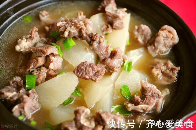 调料|炖肉时，这4种调料建议别放，大厨：要想肉香汤鲜，放对料很重要