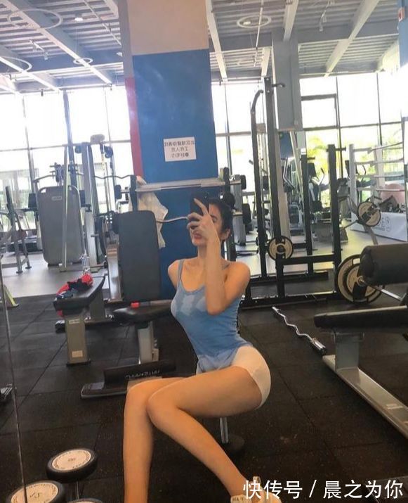 小姐姐|90后海南姑娘,穿上紧身裤秀身材,健身和自律改变了她