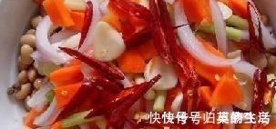 米醋|洋葱养生菜推荐凉拌洋葱和洋葱拌黄豆的做法！