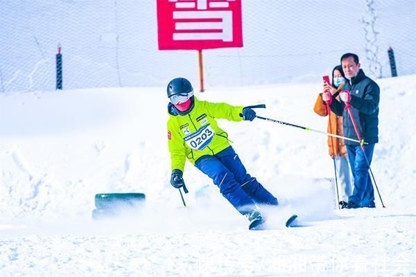 运动会|泉城济南大众冰雪运动正酣