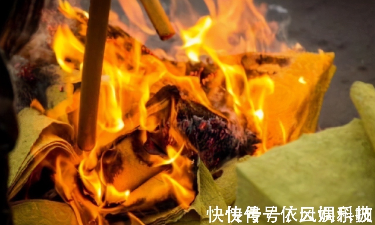 纸钱@人死后为什么要烧纸,流传几千年的文化,真的是封建迷信吗?