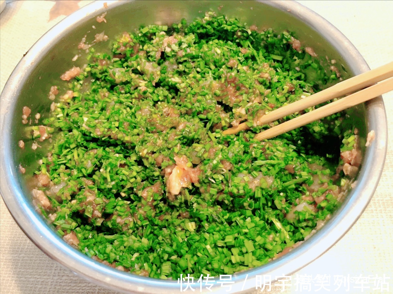 肉馅|头伏到吃饺子，分享8种饺子馅的调法，有荤有素，鲜嫩营养又多汁