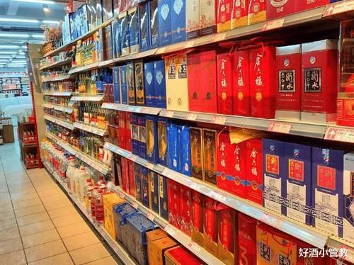 创作|也可以选择这款酒,如果是用来送礼的话,快去学行家成箱买起来吧,创作不容易