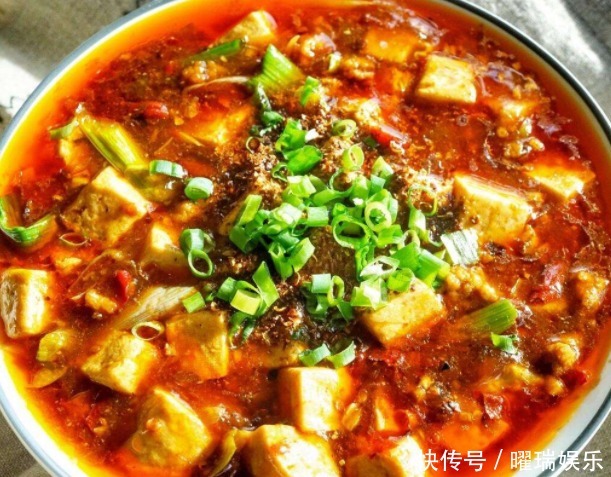 此食材一年四季都便宜，简单一烧，是男人的下酒菜，女人的下饭菜