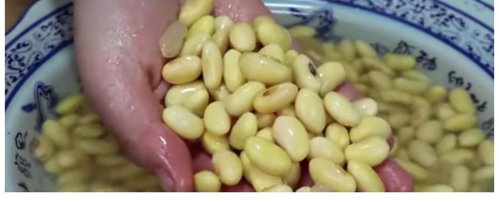 豆浆|黄豆我家从不打豆浆，教你新做法，香辣开胃又下饭，越放越好吃