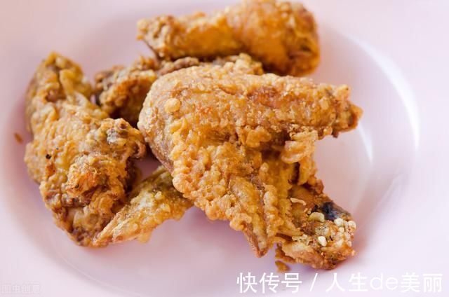 食物|儿科医生:3种食物伤害脾胃,孩子发育慢,家长要少给孩子吃