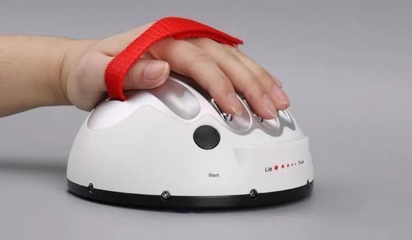 假笑|凭借微表情就能判断对方有没有说谎?靠谱吗?