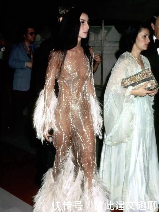 时髦|适合冬天穿的4条长裤!时髦又好看,还很显腿长