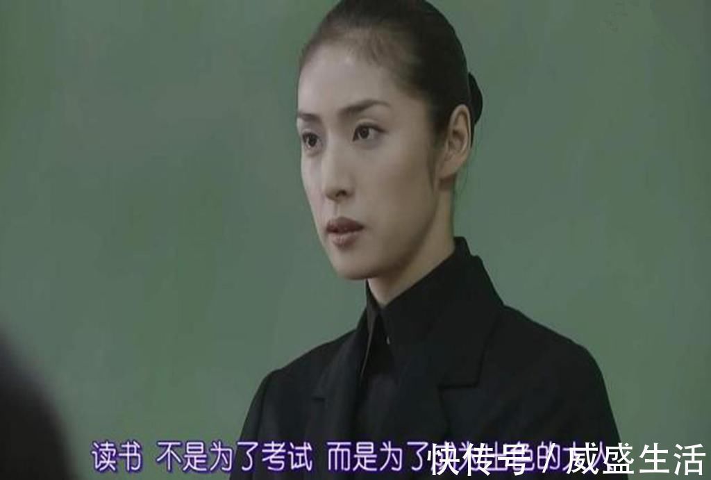 “妈妈，我没考好”，两位妈妈的不同回答，决定孩子日后两种成就