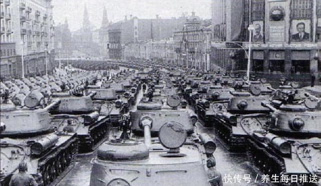 全军覆没|二战德军最强坦克首战竟沦为苏军经验包，全军覆没却无一战果