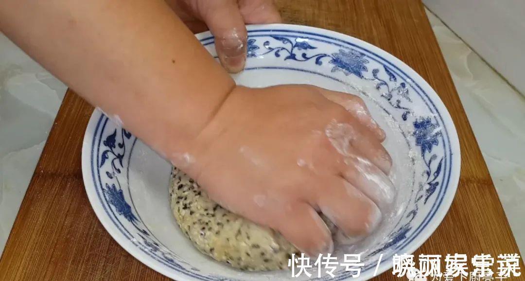 添加|最近全网都在做饼干,掌握技巧,好吃焦脆无添加,上桌孩子抢着吃