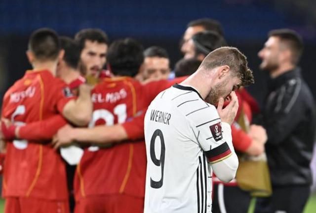 德国队主帅收到一则坏消息 令他一脸愁容 或以最耻辱方式下课 全网搜