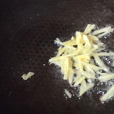 鸡肉|浓郁鹿茸菇焖鸡