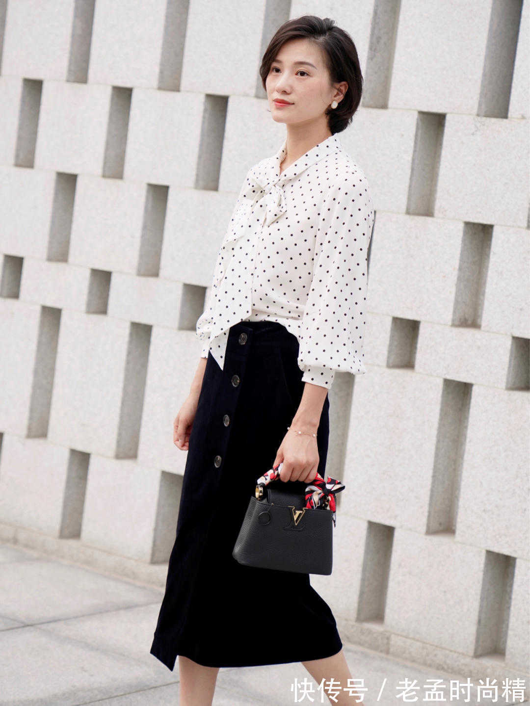 半身裙|会穿衬衫也很迷人,看这样穿多美,小细节打造气质美丽又大方