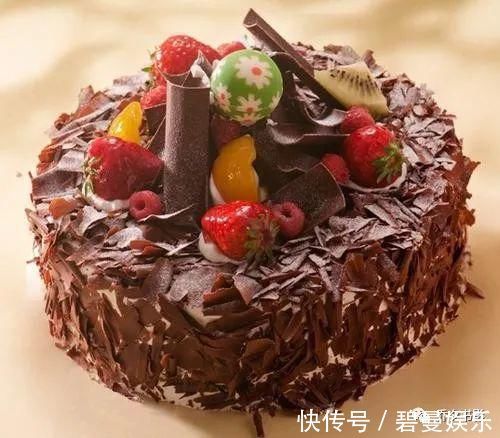 蛋糕|孩子过生日,妈妈送了一个蛋糕去幼儿园,结果被其他家长骂了