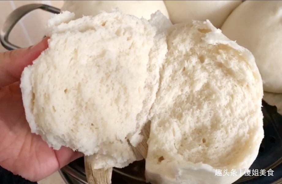 秋天发面,掌握1点,8分钟发满盆,蒸出的馒头比面包还香特好吃