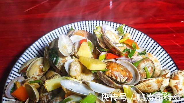 炒花蛤，最忌直接下锅就炒，教你正确做法，出锅鲜嫩无沙，不腥气