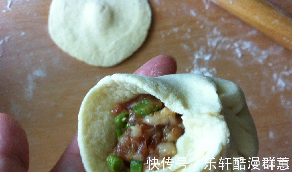 豆角|早餐吃它既营养又丰富,只需蒸一蒸,就可以迟到热腾腾的包子