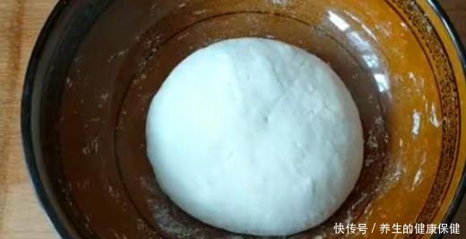 花卷这样做太好吃啦!窍门就是加“它”,色香味俱全,孩子抢着吃!