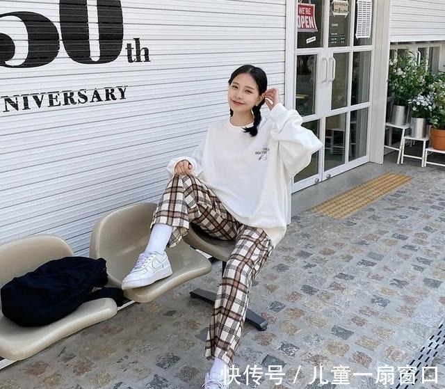 搭配 今春流行的鞋子,拜托你穿这3双,很洋气!今春流行的鞋子,拜托你穿这3双,很洋气!