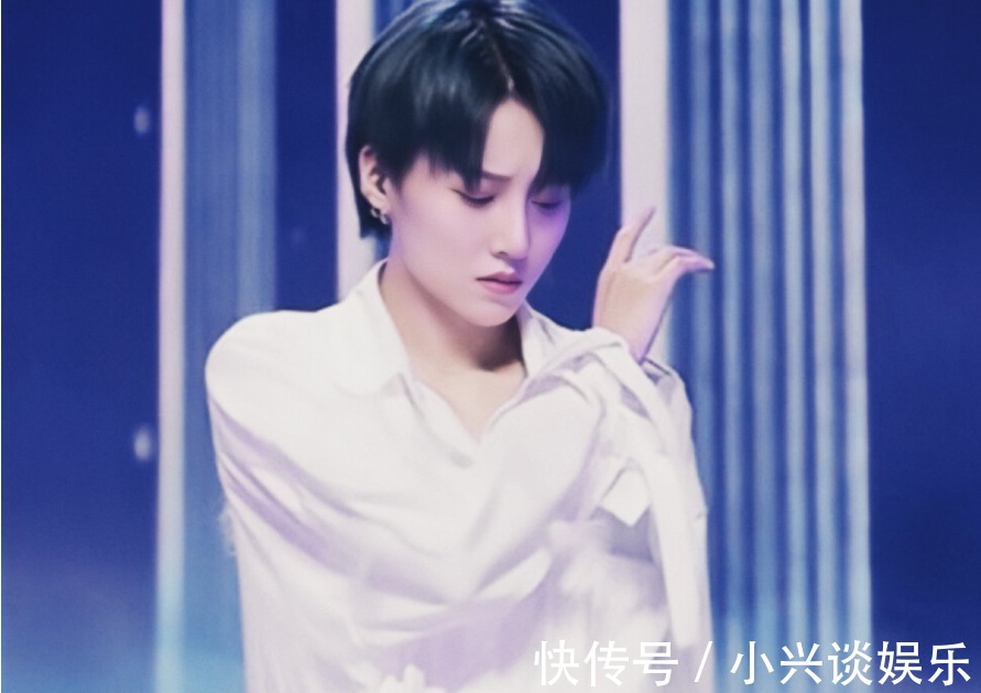 刘雨昕最好的出路，长驻热门综艺，或者不放弃舞台同时当演员