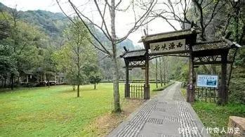 临终前,李叔同写下“悲欣交集”,是对妻子心中愧疚吗