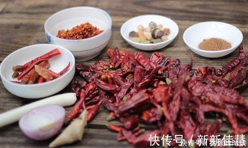 香砂仁|30年大厨五星辣椒油：辣椒有讲究，油更有讲究，又红又香又不糊！