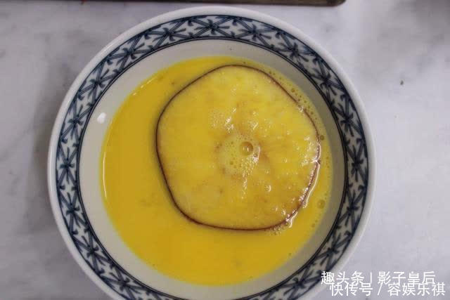 教您一道苹果芝麻饼,样式好看还香甜,过节端上桌,家人都爱吃