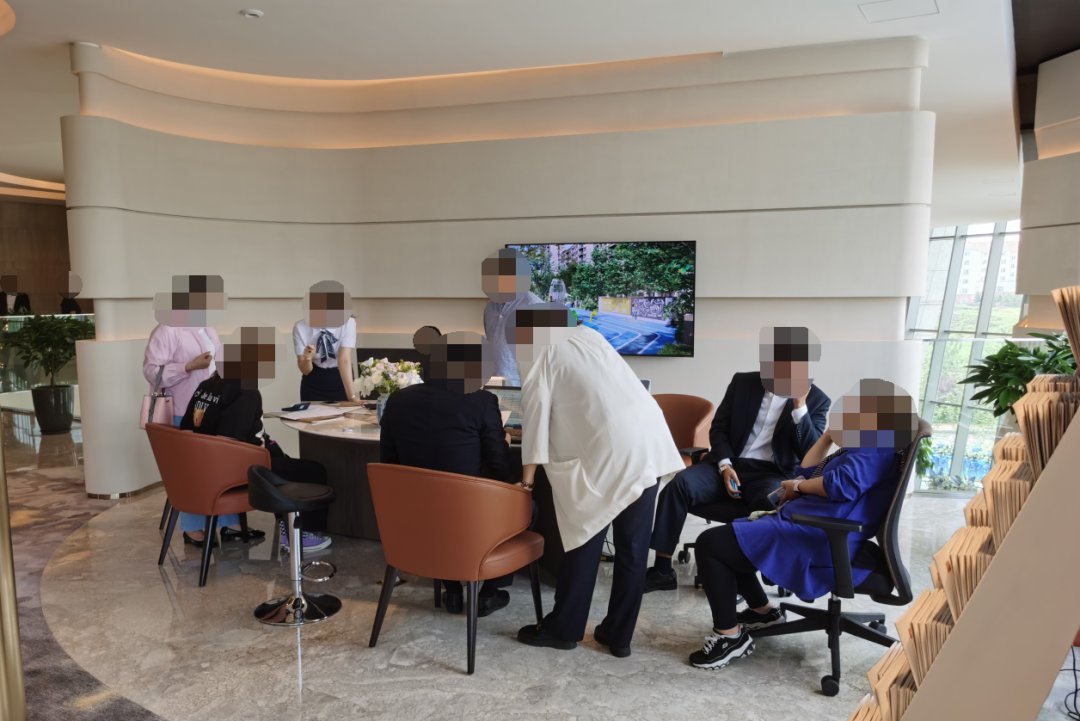 毛坯|英俊伟峰·初晓开盘。购房者说：我住上伟峰了