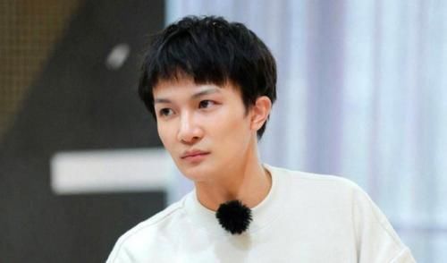 导师 周深担任《创4》导师,而《中国好声音》冠军却以选手身份参赛