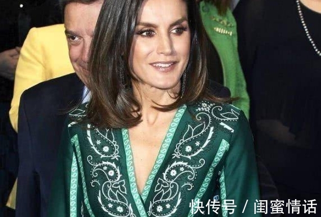 莱蒂齐亚|西班牙王后发型少女感十足,2个辫子抢了镜,该给造型师加鸡腿了