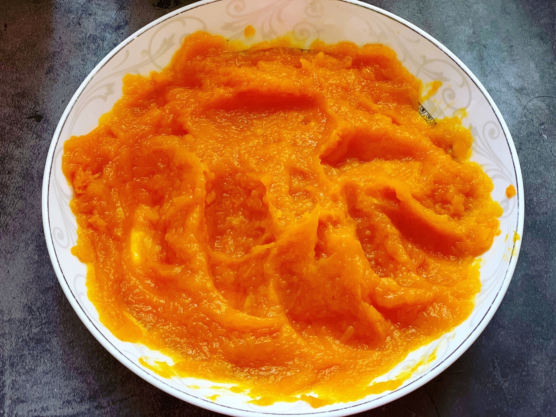 馒头吃出来新花样，营养又松软，做给家人吃