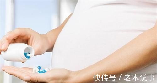 护士|刚生下2个娃,正当家人庆祝是“双胞胎”,护士说破:不是双胞胎